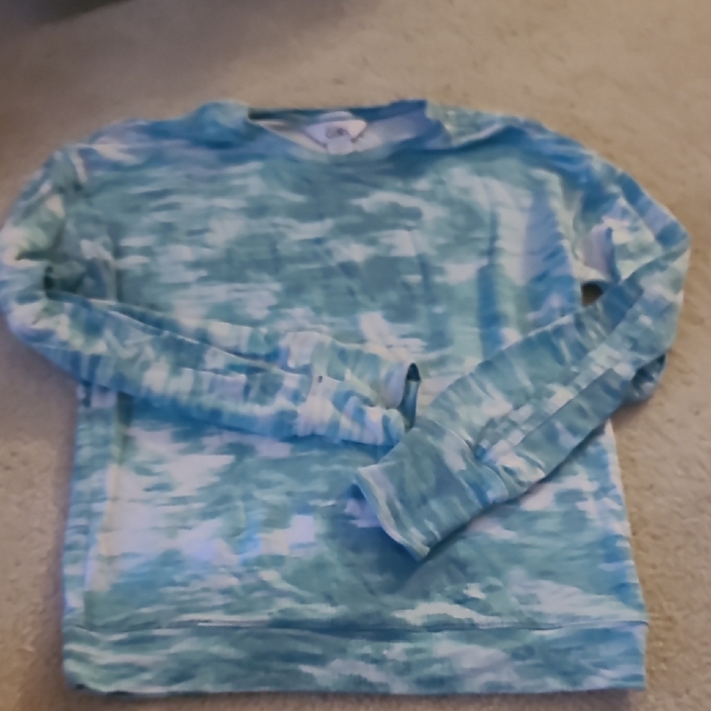 Blue and White Tie-Dye Long Sleeve Shirt